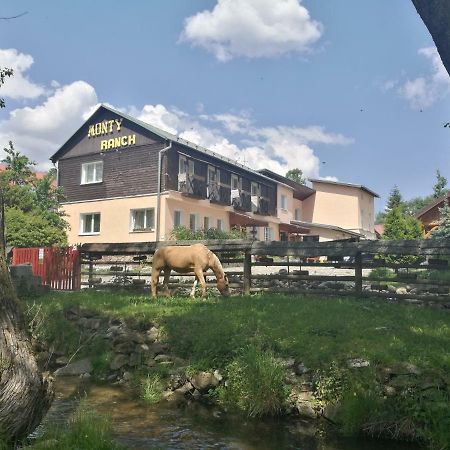 Penzión Monty Ranch Vysoké Tatry Štôla Hotel Exterior foto