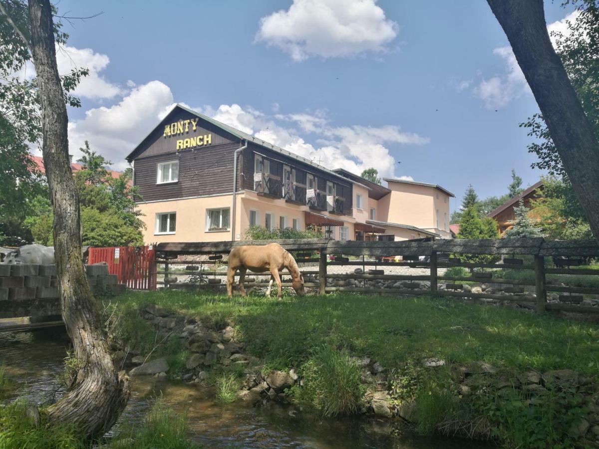 Penzión Monty Ranch Vysoké Tatry Štôla Hotel Exterior foto